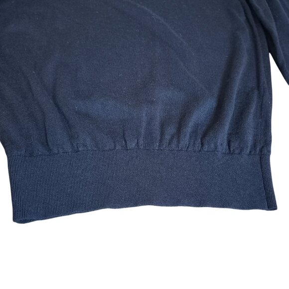 UNIQLO Navy Crewneck Sweater – Women’s XS – Lightweight Classic Knit - Picture 4 of 5